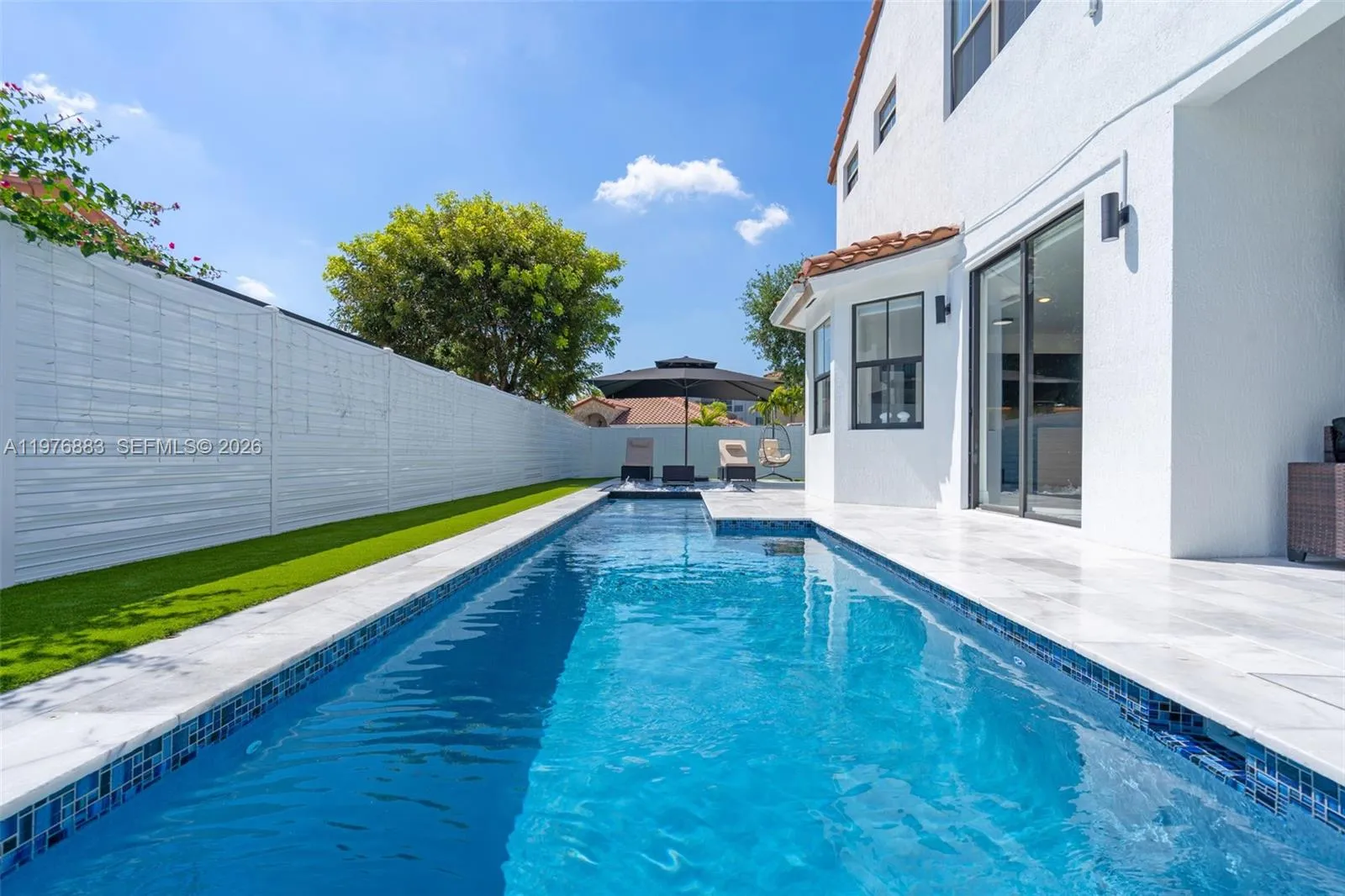 Vendido 1005 NW 100th Avenue, Miami, FL 33172, Miami, FL 33172