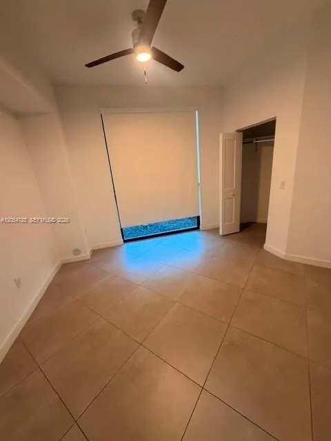 En Renta 1005 Spring Garden Road 114, Miami, FL 33136, Miami, FL 33136
