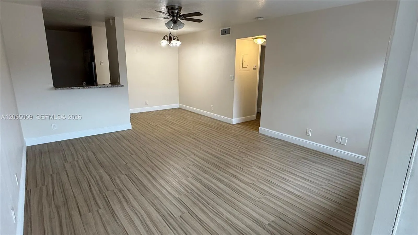 En Venta 1006 Twin Lakes Drive 20-E, Coral Springs, FL 33071, Coral Springs, FL 33071