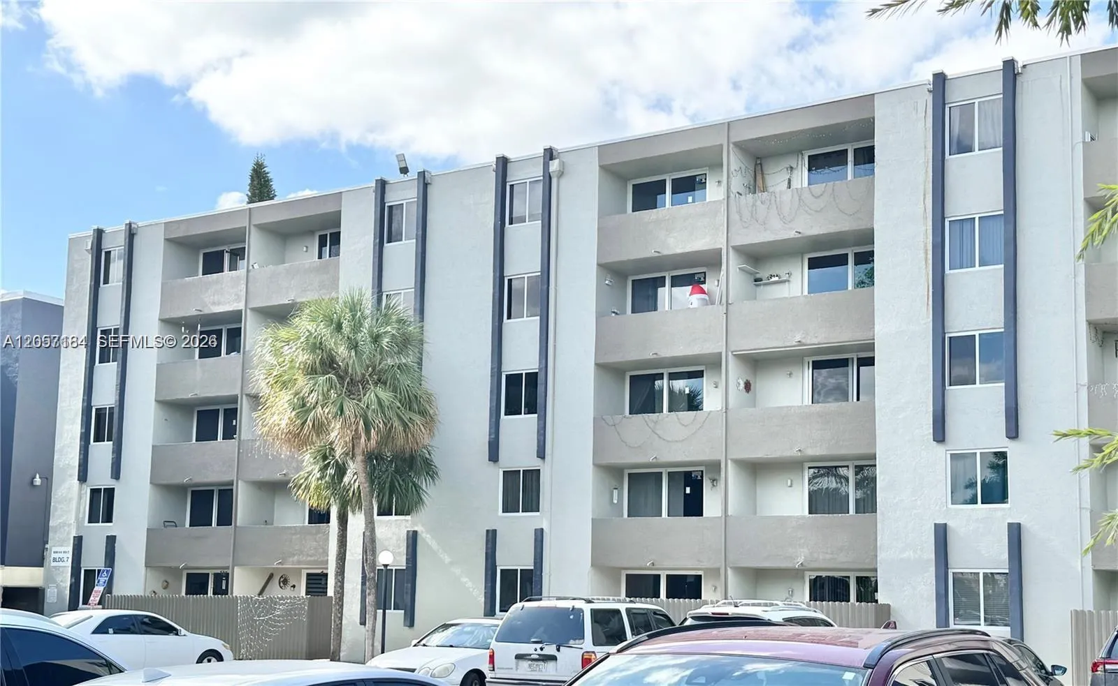 Foto de propiedad en 10090 NW 80th Court 1542, Hialeah Gardens, FL 33016 Hialeah Gardens con MLS# 