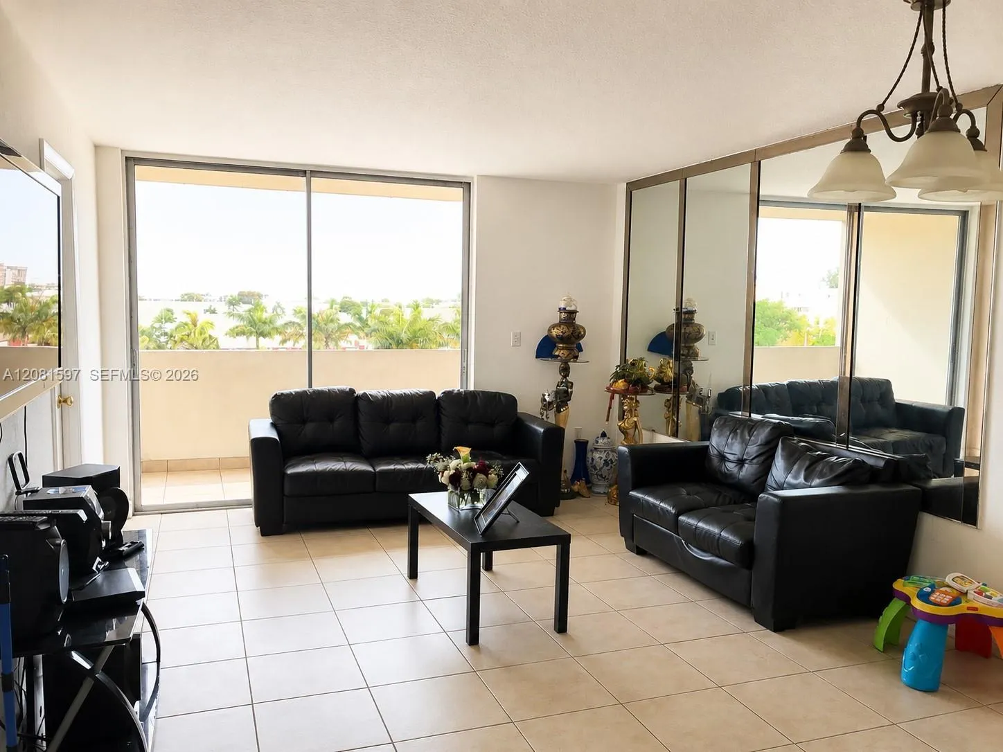 En Venta 10090 NW 80th Court 1561, Hialeah Gardens, FL 33016, Hialeah Gardens, FL 33016