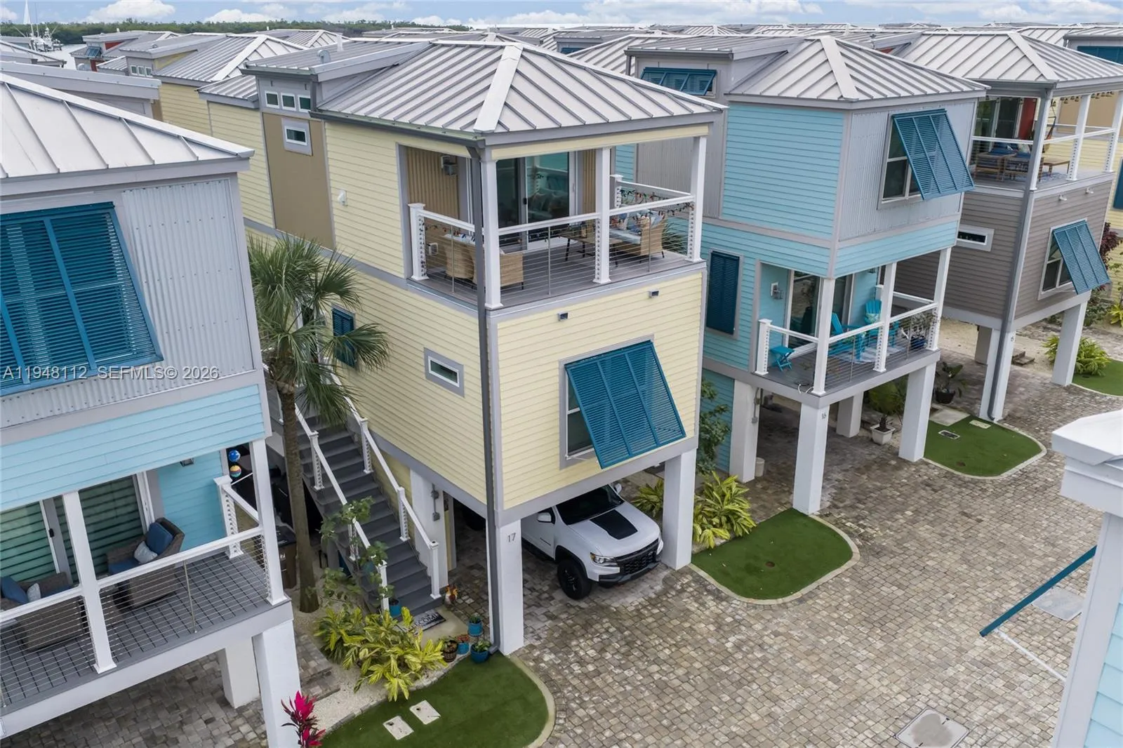 Foto de propiedad en 101 11th Street Ocean, 17, Marathon, FL 33050 Marathon con MLS# 