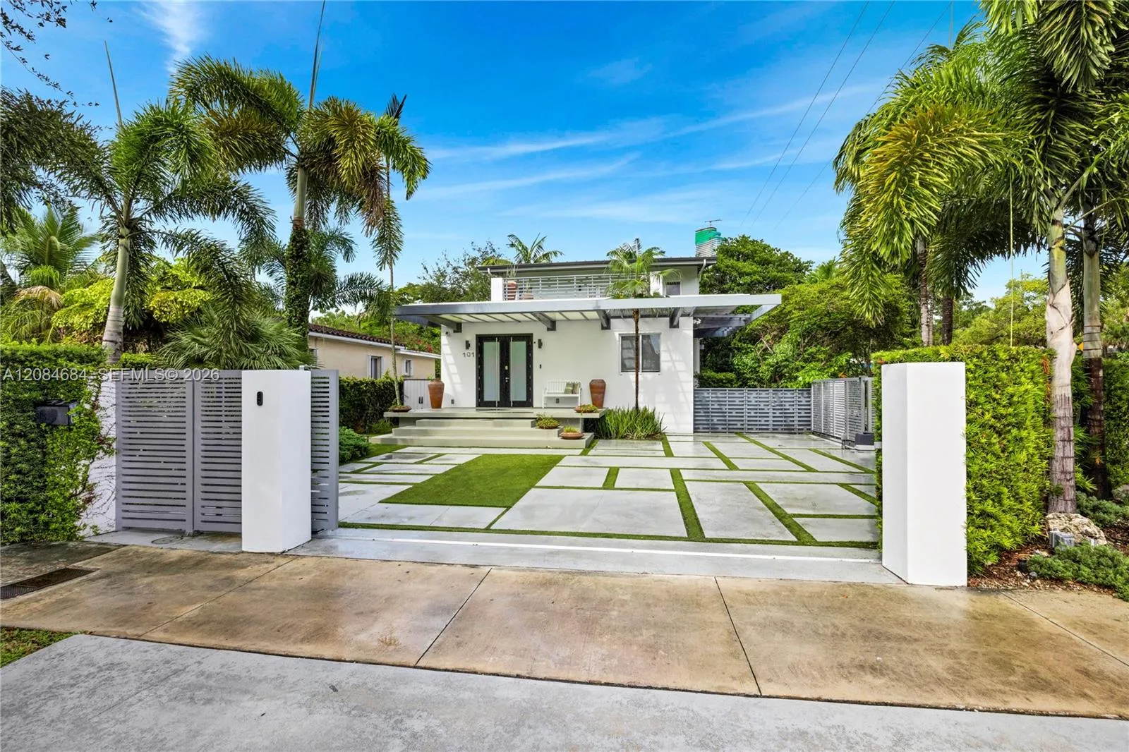En Venta 101 SW 21st Road, Miami, FL 33129, Miami, FL 33129