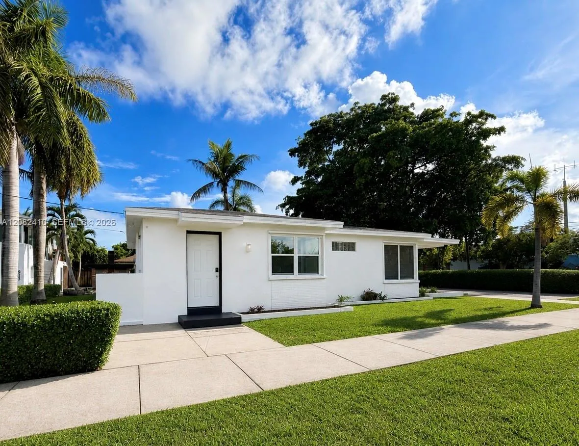 Foto de propiedad en 101 SW 4th Avenue 0, Hallandale Beach, FL 33009 Hallandale Beach con MLS# 