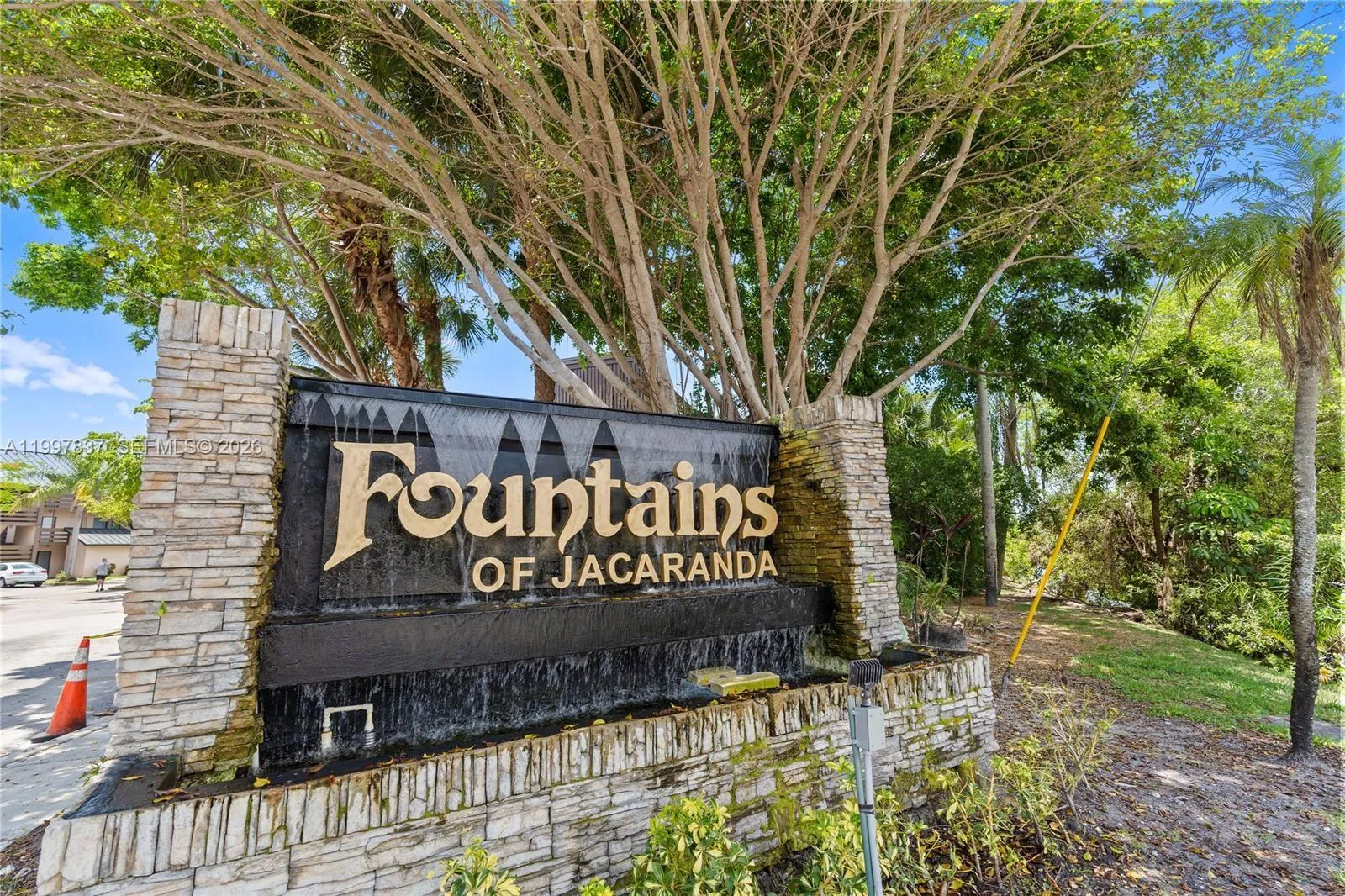Foto de propiedad en 101 SW 96th Terrace 101, Plantation, FL 33324 Plantation con MLS# 