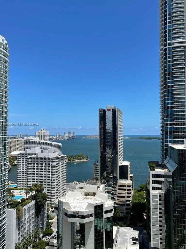 Foto de propiedad en 1010 Brickell Avenue 2704, Miami, FL 33131 Miami con MLS# 