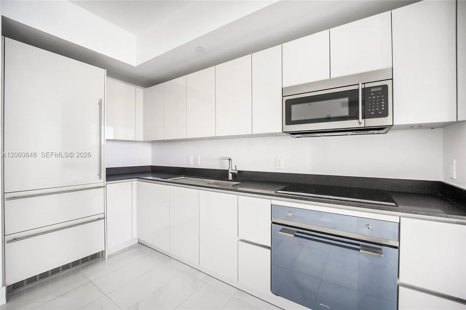 Foto de propiedad en 1010 Brickell Avenue 2708, Miami, FL 33131 Miami con MLS# 
