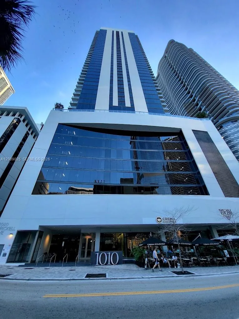 Foto de propiedad en 1010 Brickell Avenue 2910, Miami, FL 33131 Miami con MLS# 