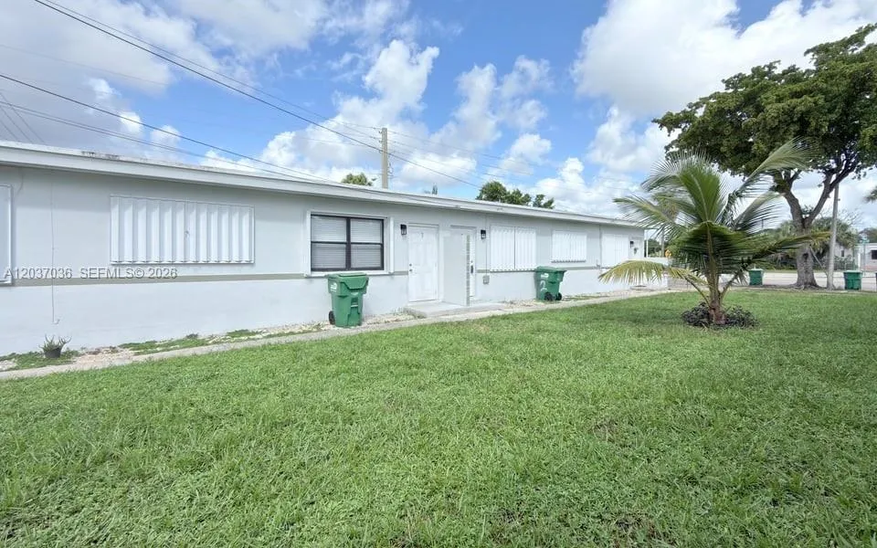 En Renta 1010 Opa Locka Boulevard 3, Opa-Locka, FL 33054, Opa-Locka, FL 33054