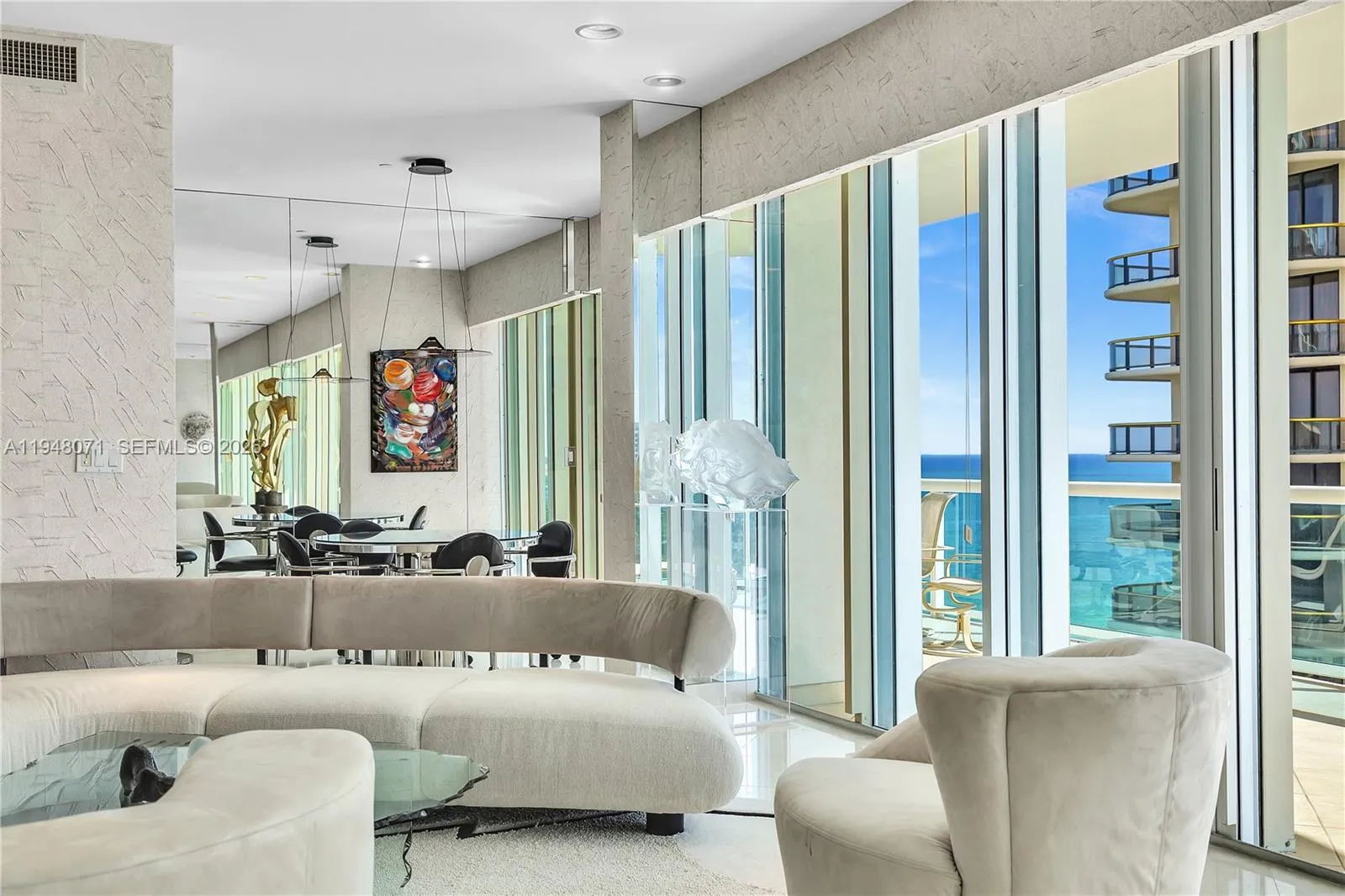 Foto de propiedad en 10101 Collins Avenue 11D +Cabana, Bal Harbour, FL 33154 Bal Harbour con MLS# 