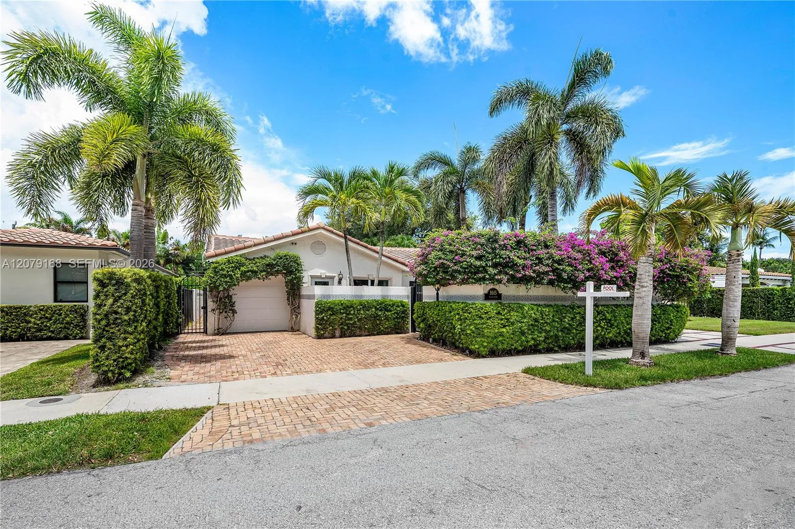 Foto de propiedad en 1015 SE 11th Court, Fort Lauderdale, FL 33316 Fort Lauderdale con MLS# 