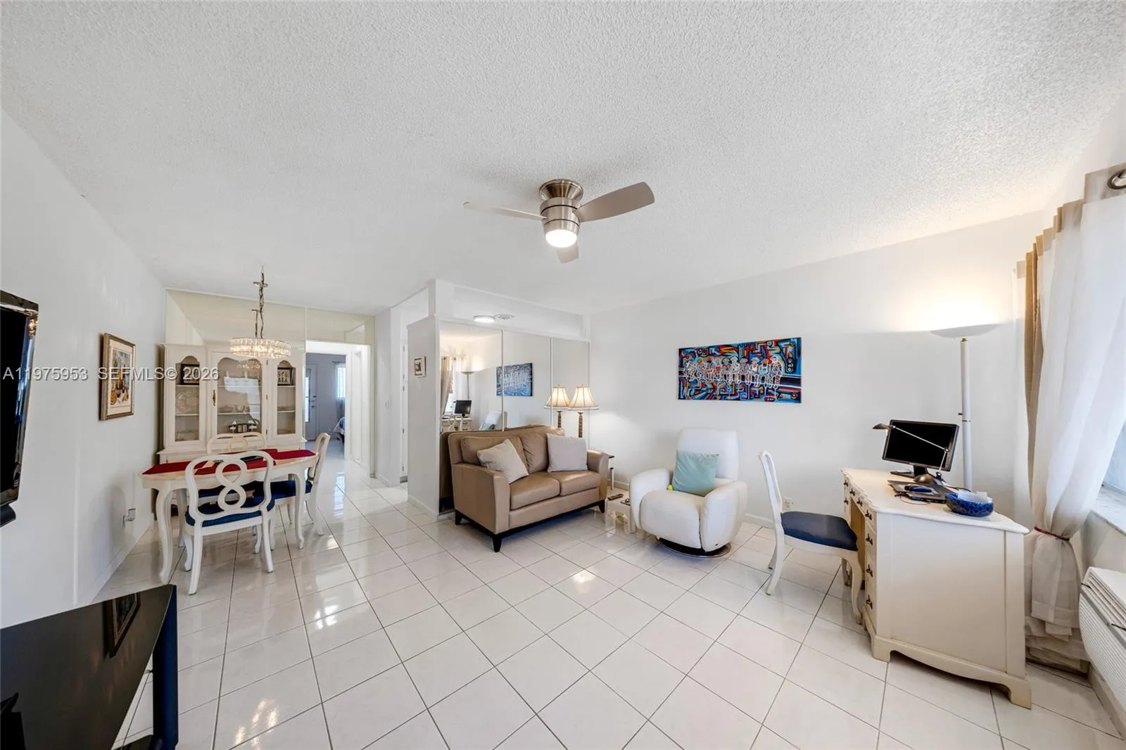 Vendido 1015 SW 11th Avenue 5K, Hallandale Beach, FL 33009, Hallandale Beach, FL 33009