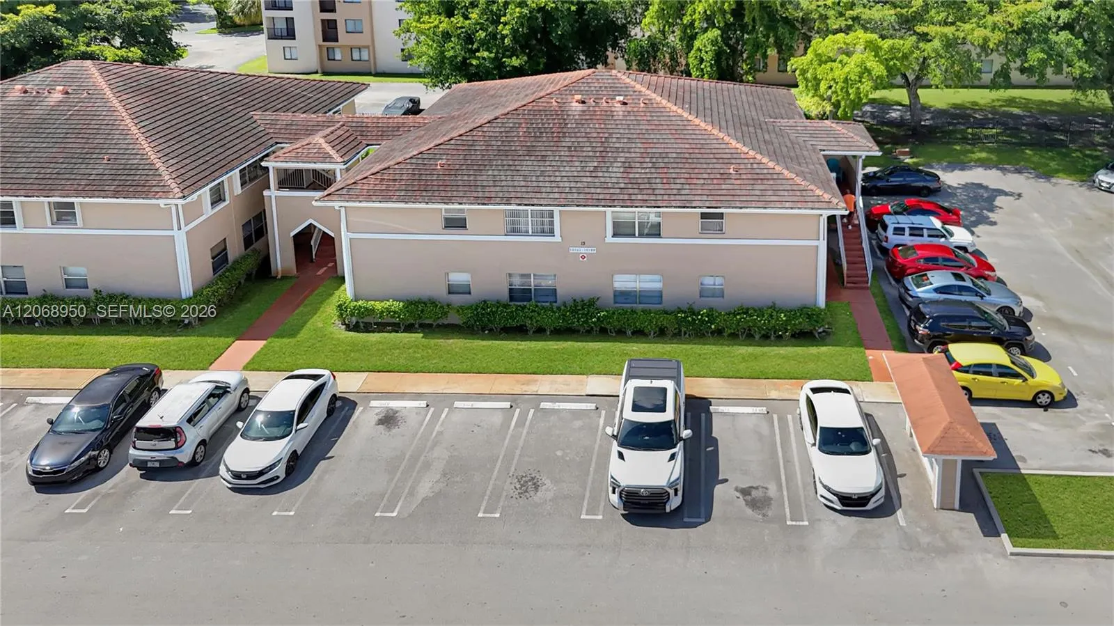 En Venta 10168 Twin Lakes Drive 13-A, Coral Springs, FL 33071, Coral Springs, FL 33071