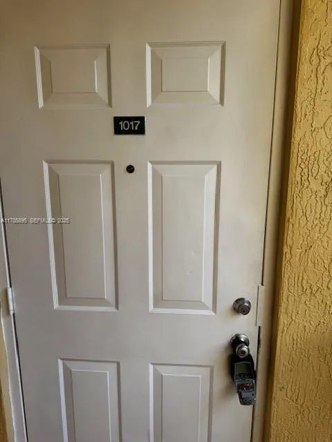 Foto de propiedad en 1017 Shoma Drive 462, Royal Palm Beach, FL 33414 Royal Palm Beach con MLS# 