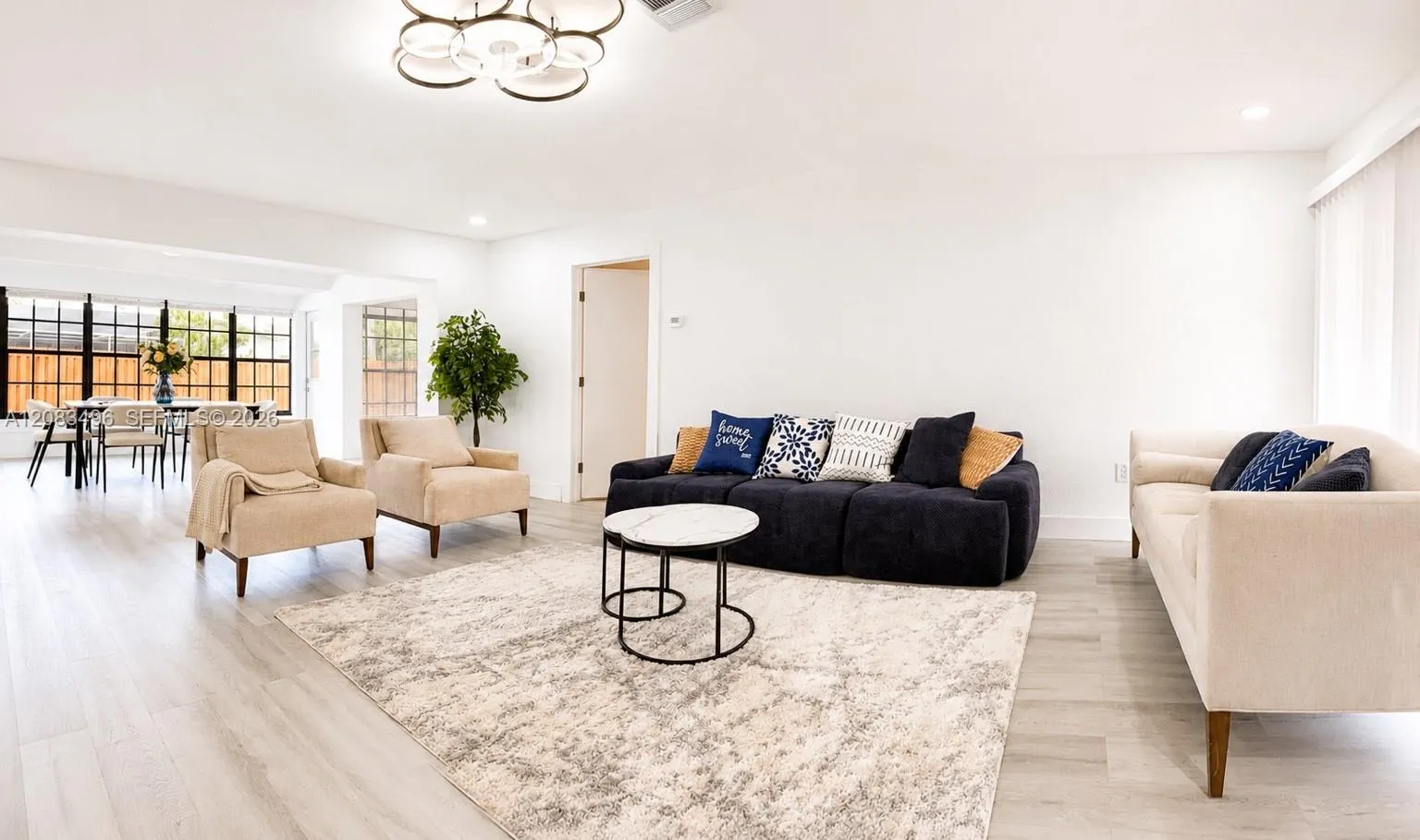 Foto de propiedad en 10171 NW 24th Street, Sunrise, FL 33322 Sunrise con MLS# 
