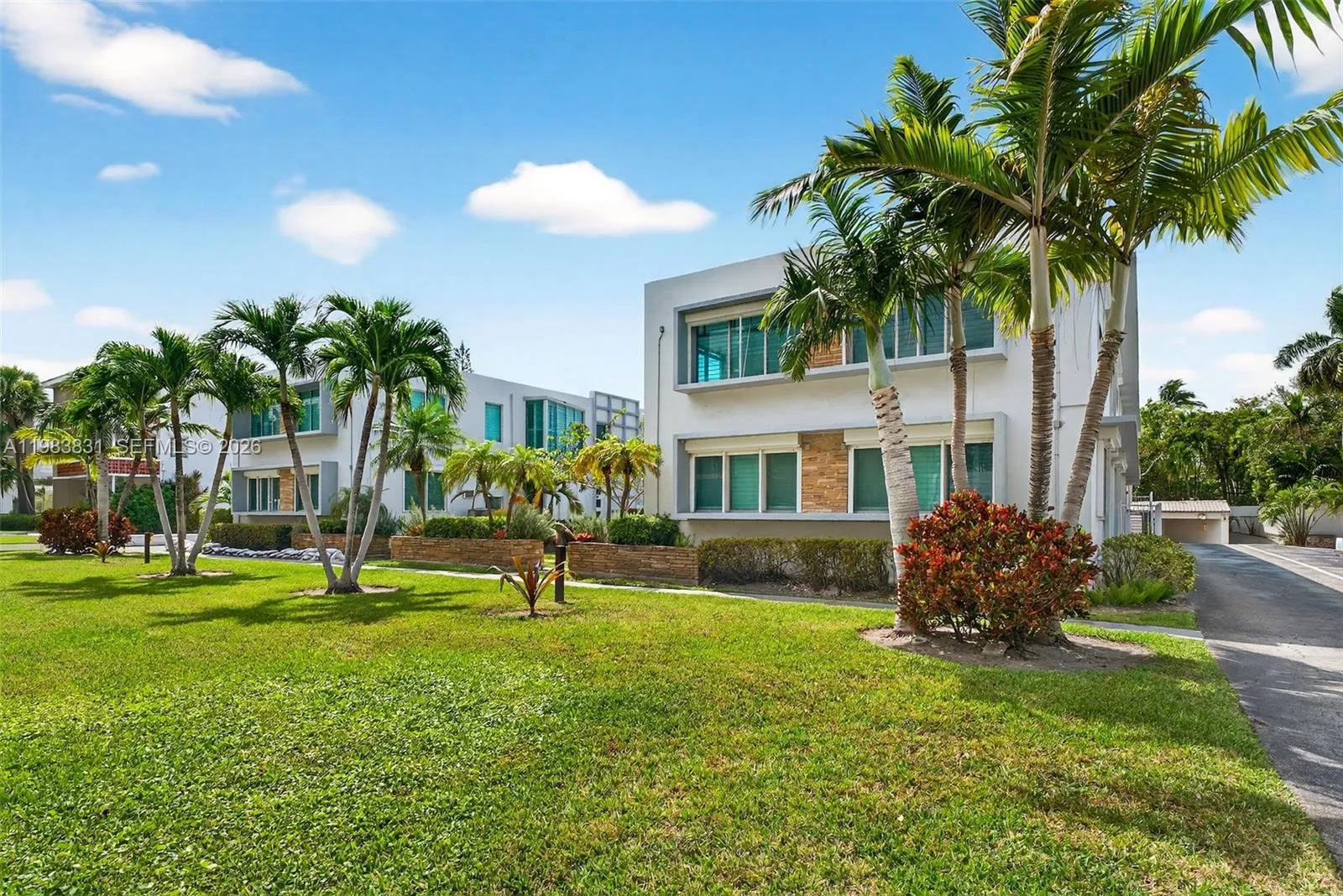 Foto de propiedad en 10178 Collins Avenue 208, Bal Harbour, FL 33154 Bal Harbour con MLS# 