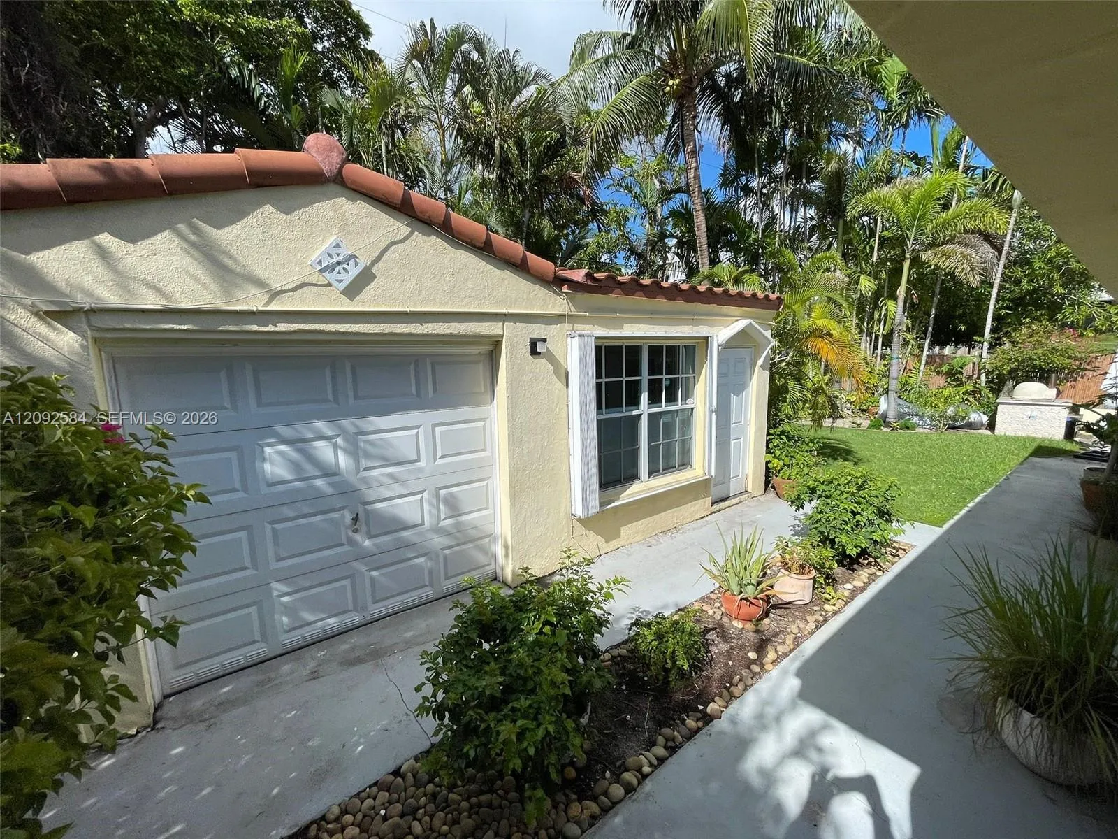 En Renta 1018 W 47th Street 1, Miami Beach, FL 33140, Miami Beach, FL 33140