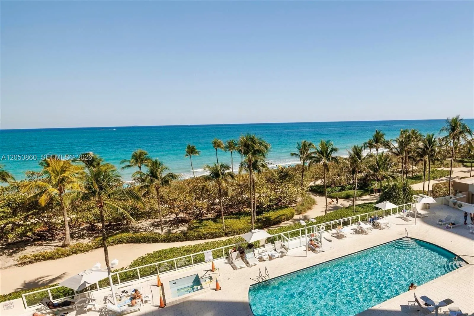 Foto de propiedad en 10185 Collins Avenue 202, Bal Harbour, FL 33154 Bal Harbour con MLS# 