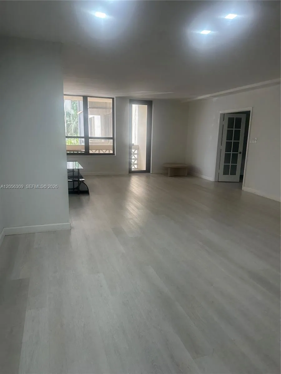 Foto de propiedad en 10185 Collins Avenue 309, Bal Harbour, FL 33154 Bal Harbour con MLS# 