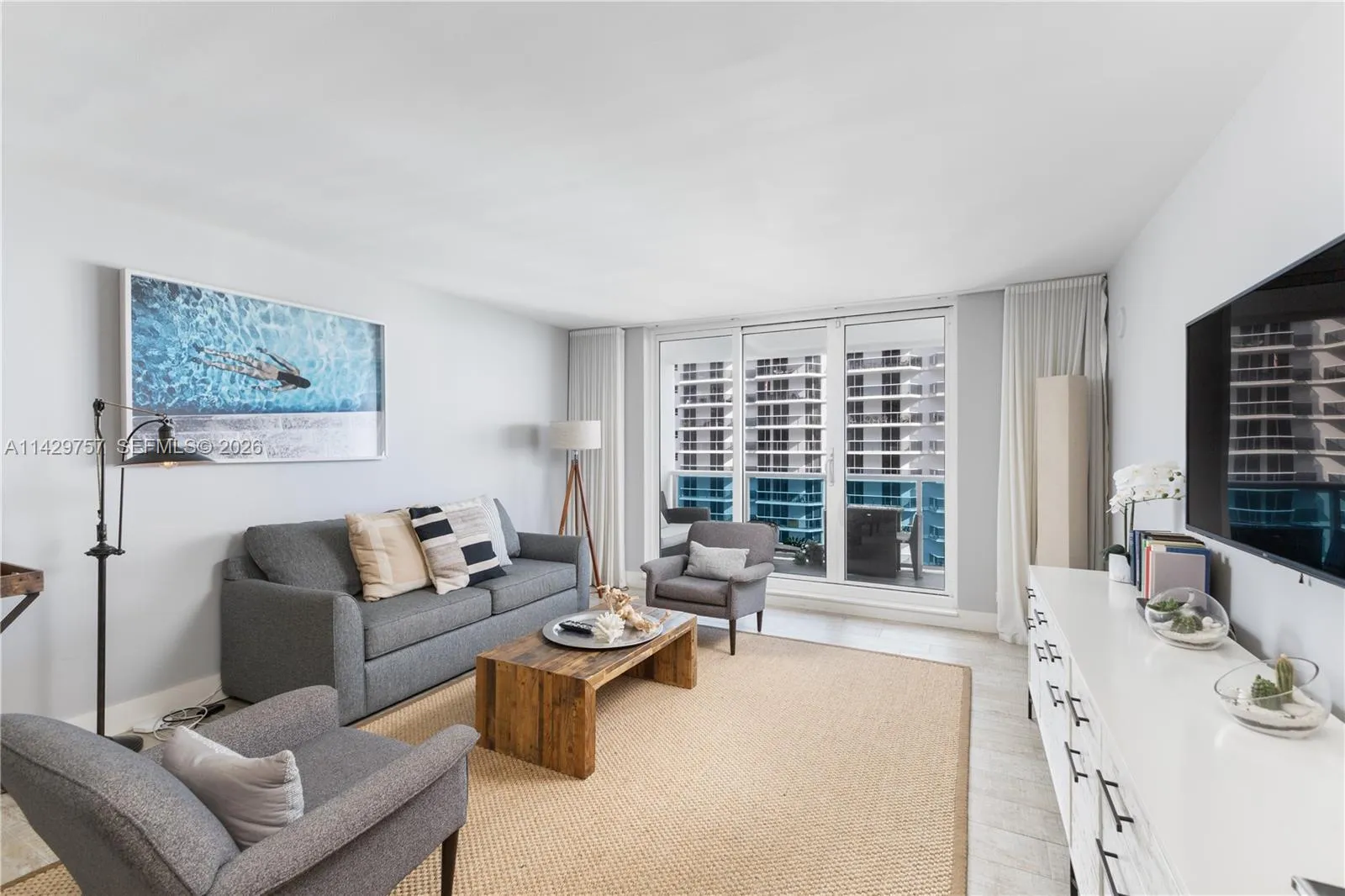 Foto de propiedad en 102 24th Street 1013, Miami Beach, FL 33139 Miami Beach con MLS#