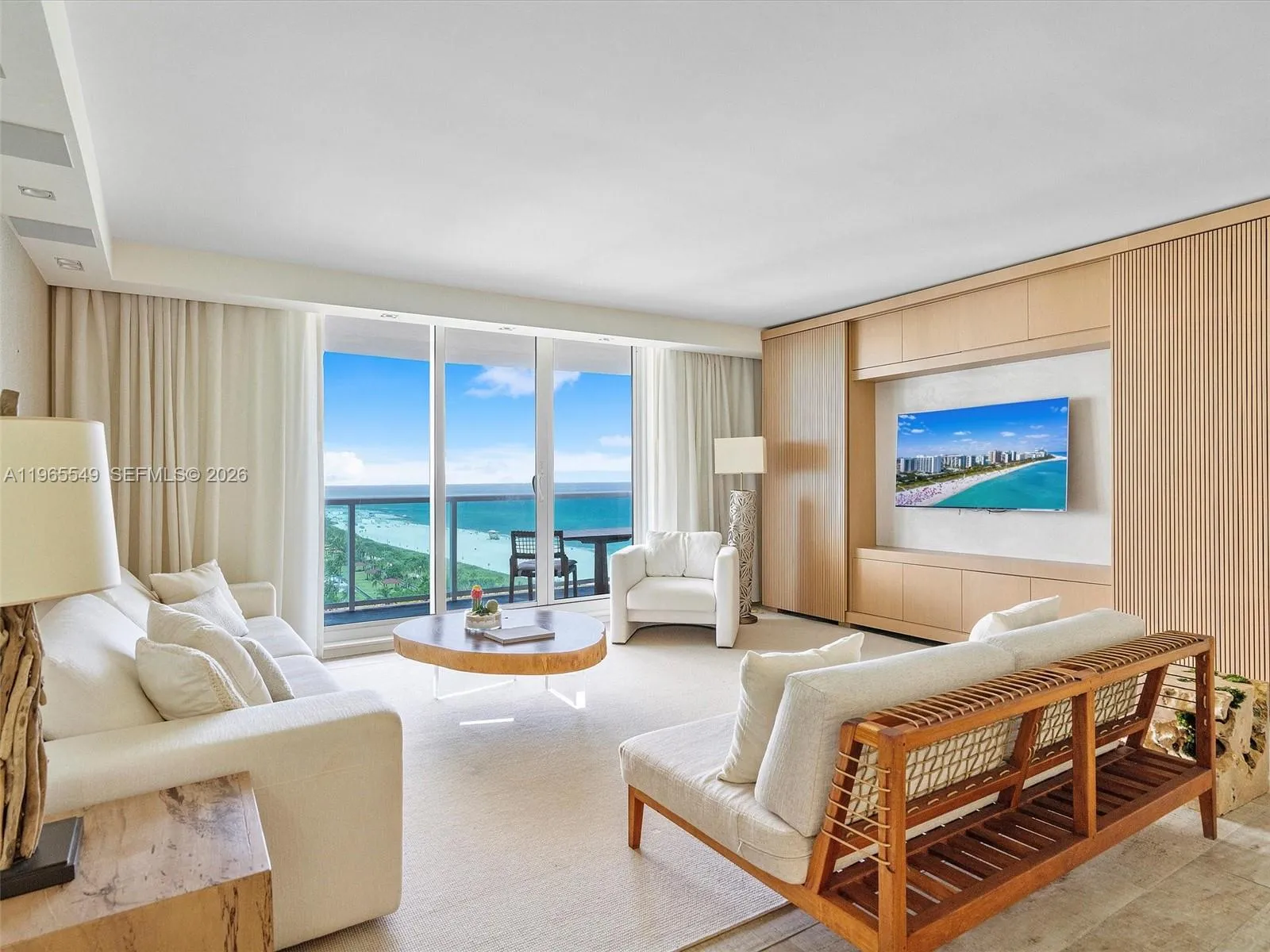 Foto de propiedad en 102 24th Street 1119, Miami Beach, FL 33139 Miami Beach con MLS# 