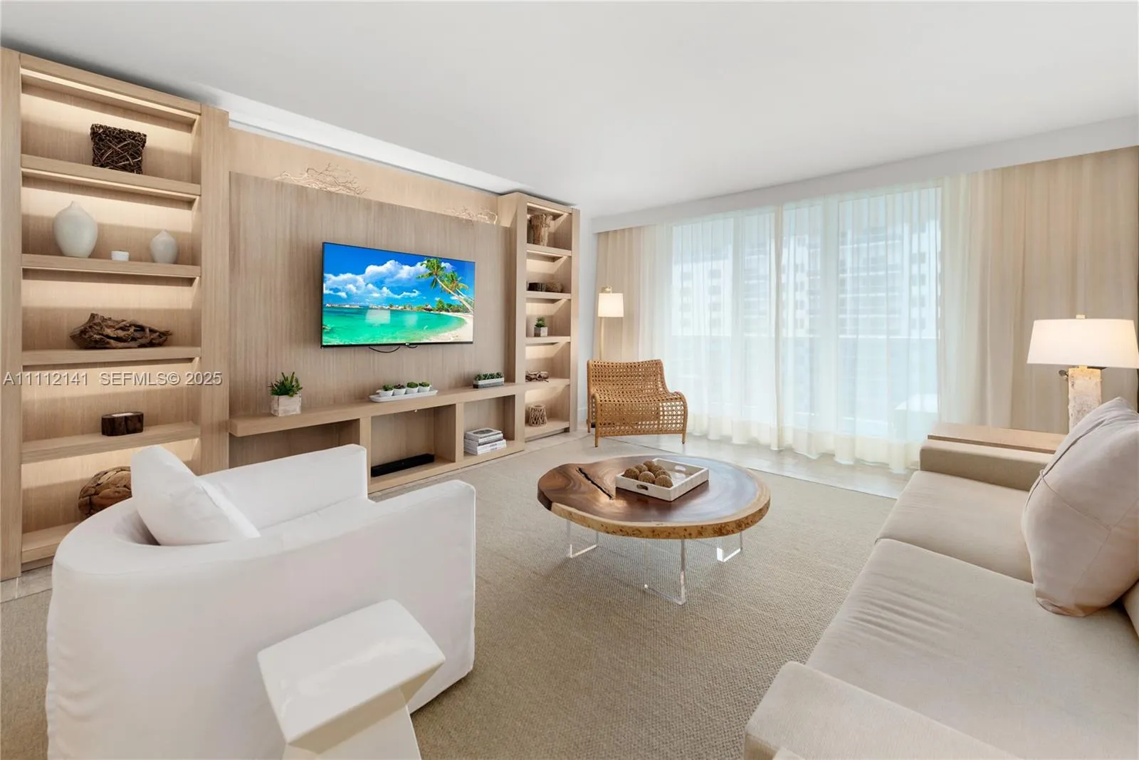 Foto de propiedad en 102 24th Street 1208, Miami Beach, FL 33139 Miami Beach con MLS# 