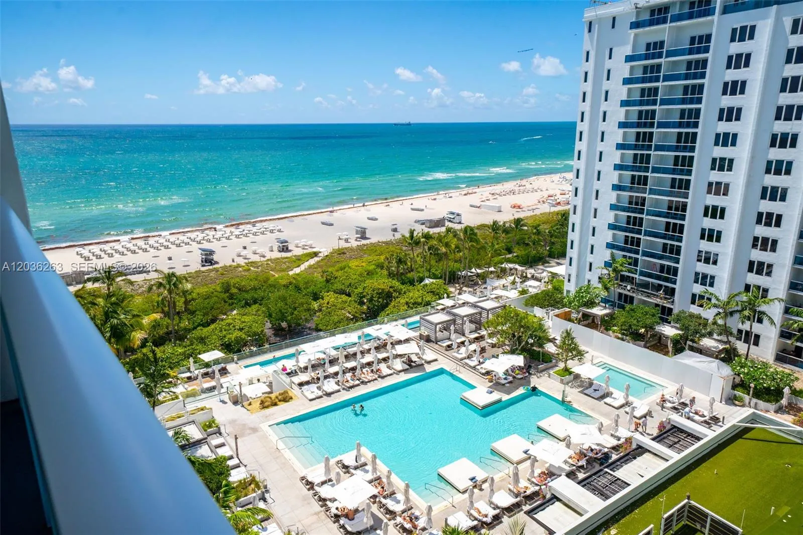Foto de propiedad en 102 24th Street 1210, Miami Beach, FL 33139 Miami Beach con MLS# 