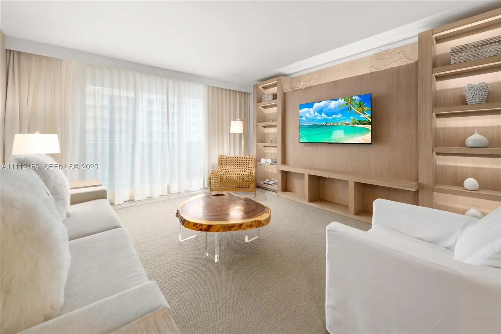 Foto de propiedad en 102 24th Street 1211, Miami Beach, FL 33139 Miami Beach con MLS# 