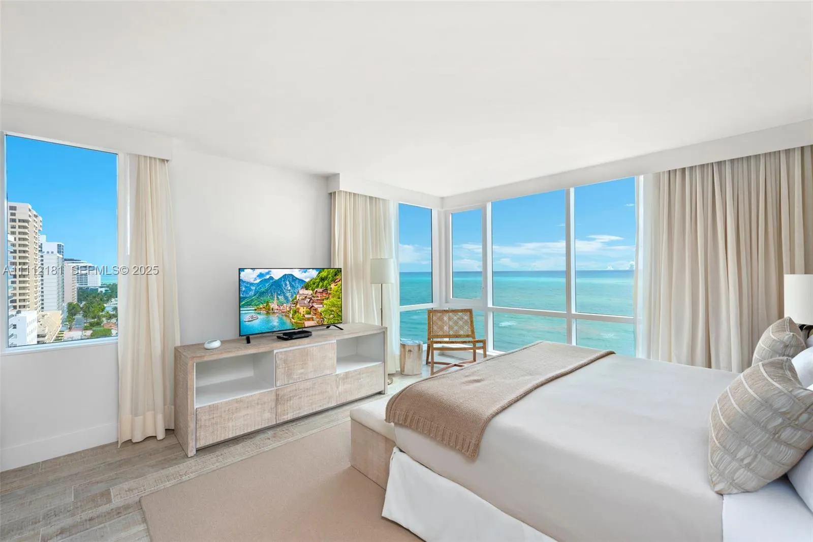 Foto de propiedad en 102 24th Street 1219, Miami Beach, FL 33139 Miami Beach con MLS# 
