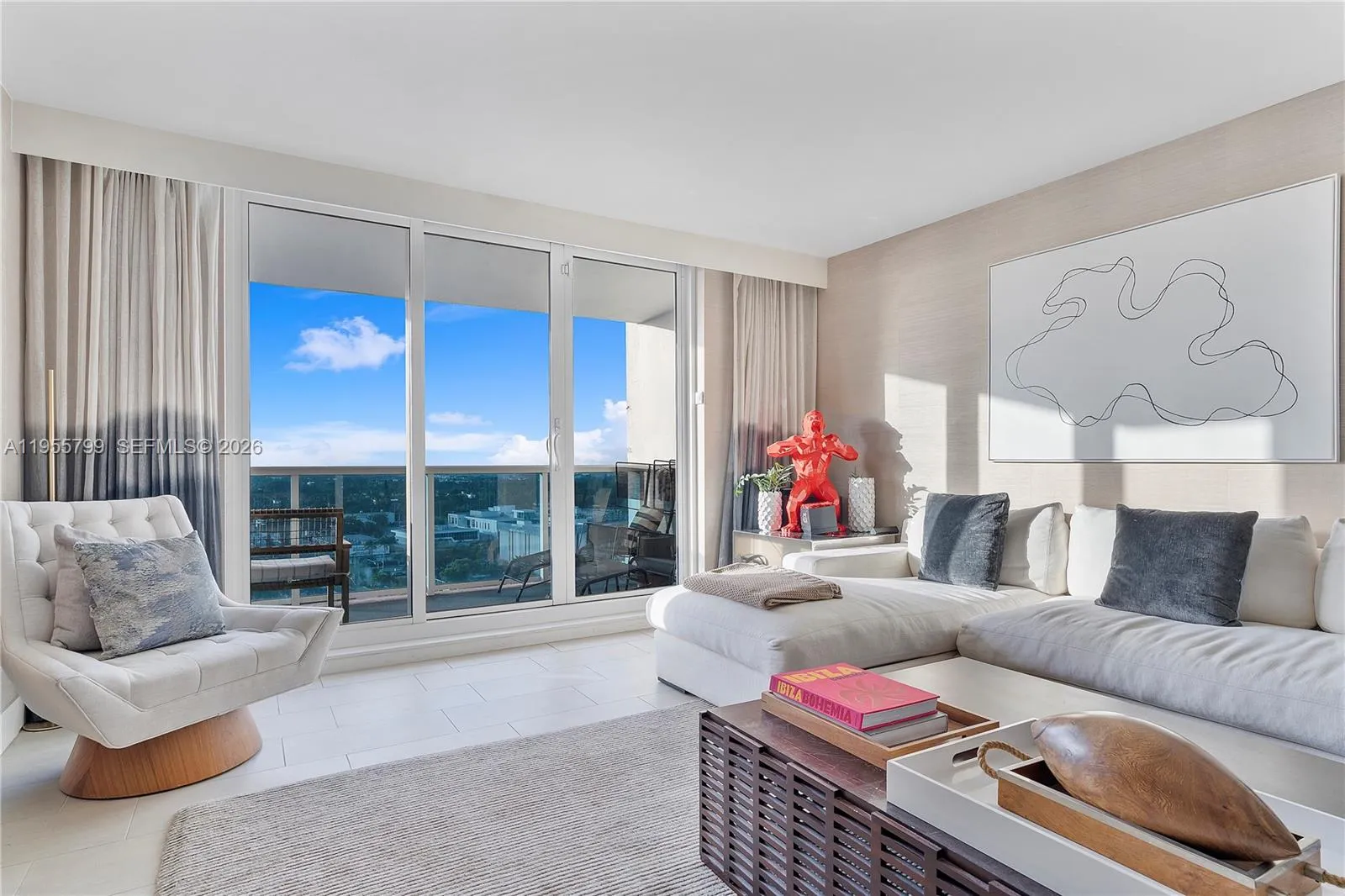 Foto de propiedad en 102 24th Street 1427, Miami Beach, FL 33139 Miami Beach con MLS# 