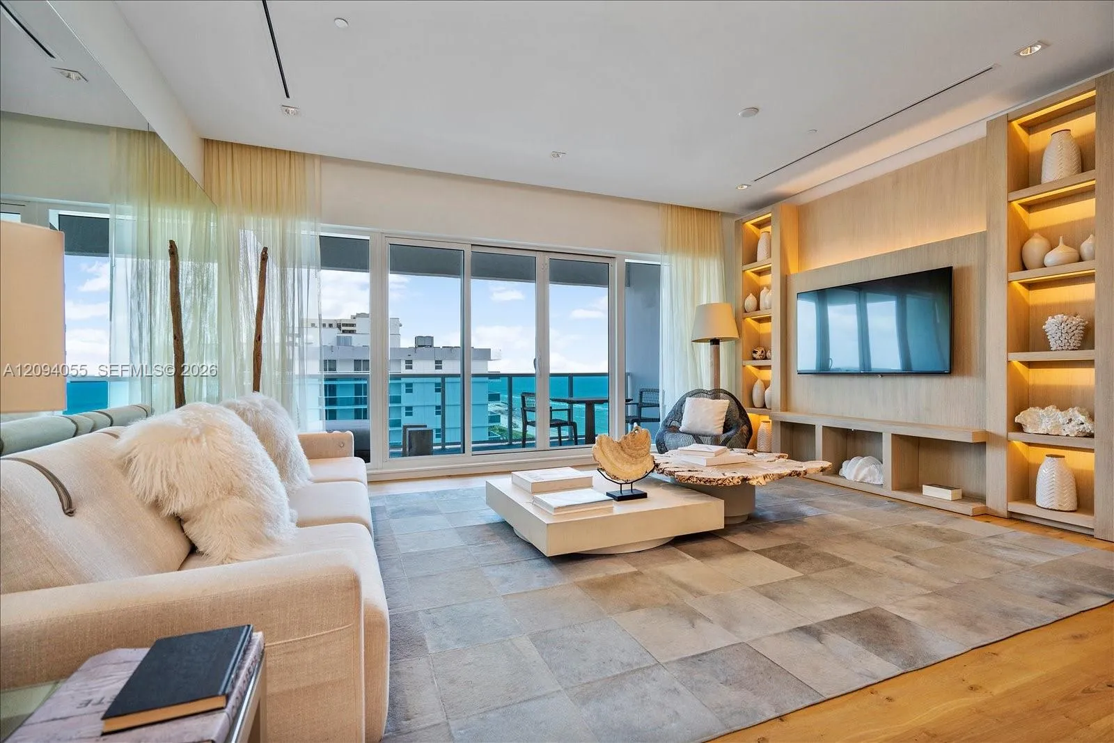 Foto de propiedad en 102 24th Street PH-1607, Miami Beach, FL 33139 Miami Beach con MLS#