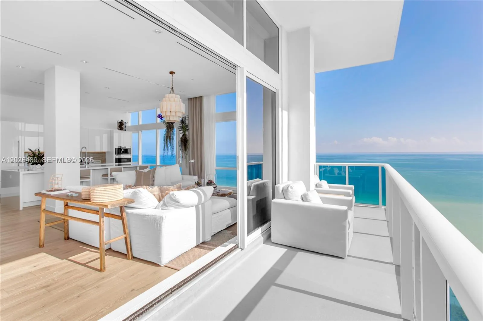 Foto de propiedad en 102 24th Street PH-1610, Miami Beach, FL 33139 Miami Beach con MLS# 