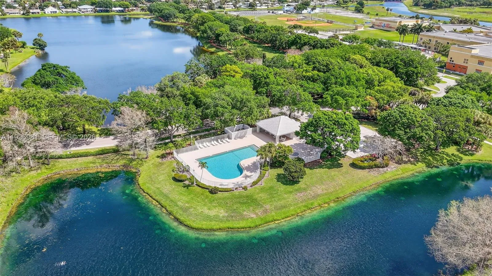 En Venta 102 Sun Terrace Court, Palm Beach Gardens, FL 33403, Palm Beach Gardens, FL 33403
