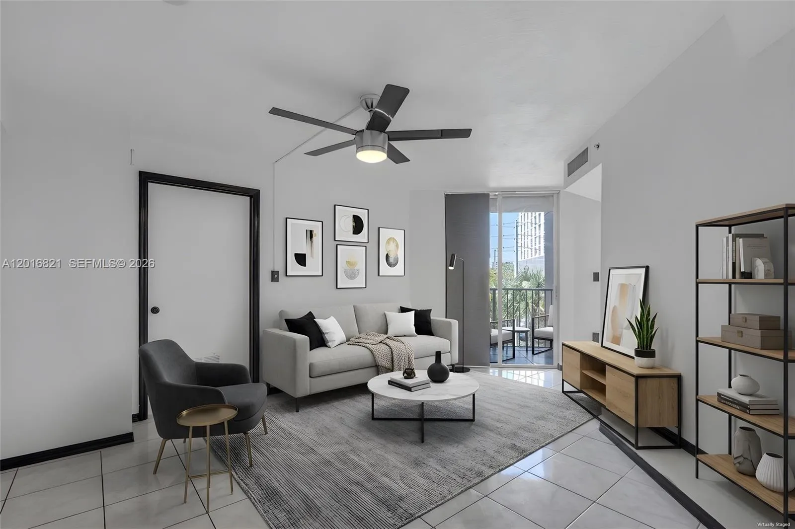 Foto de propiedad en 102 SW 6th Avenue 201, Miami, FL 33130 Miami con MLS#