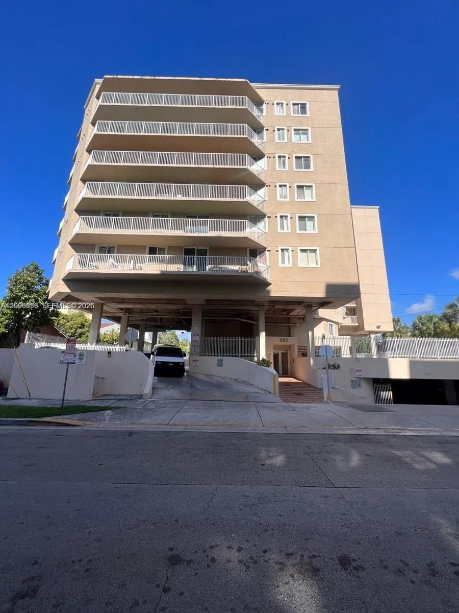 En Renta 102 SW 6th Avenue 507, Miami, FL 33130, Miami, FL 33130