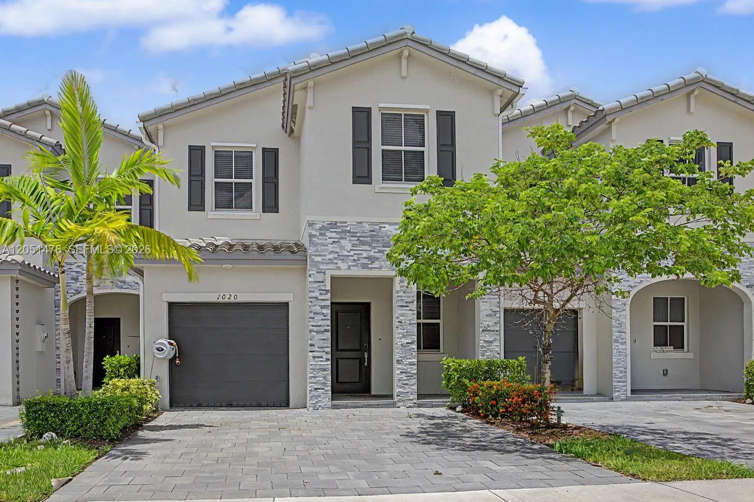 Foto de propiedad en 1020 SE 26th Terrace, Homestead, FL 33035 Homestead con MLS# 