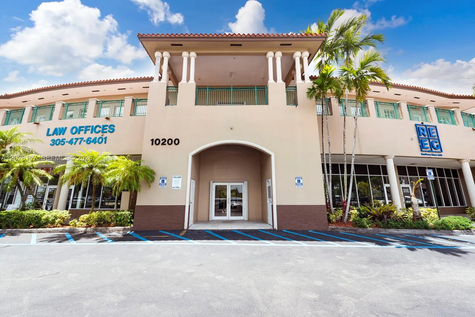Foto de propiedad en 10200 NW 25th Street A105, Doral, FL 33172 Doral con MLS# 
