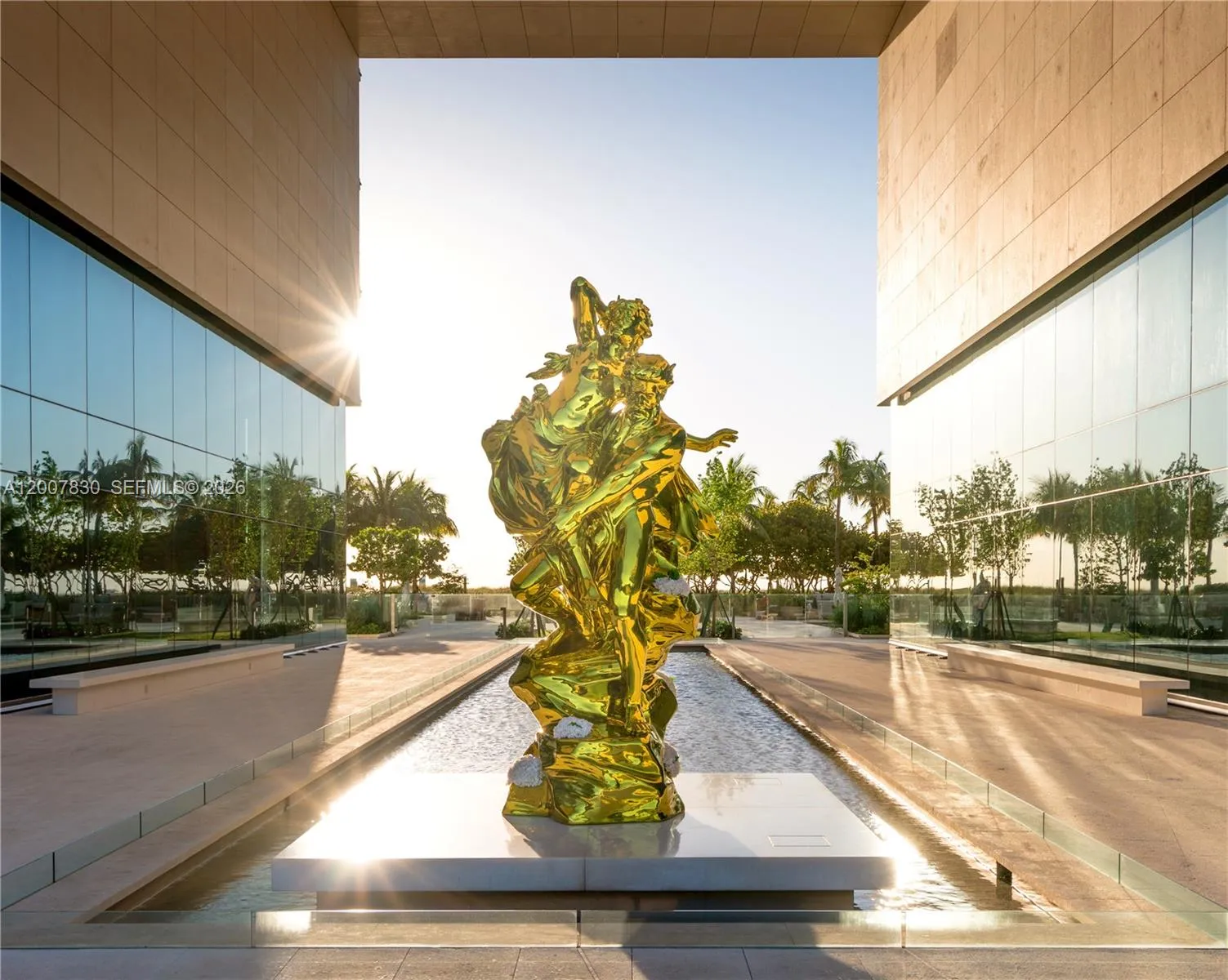 Foto de propiedad en 10201 Collins Avenue 404, Bal Harbour, FL 33154 Bal Harbour con MLS# 