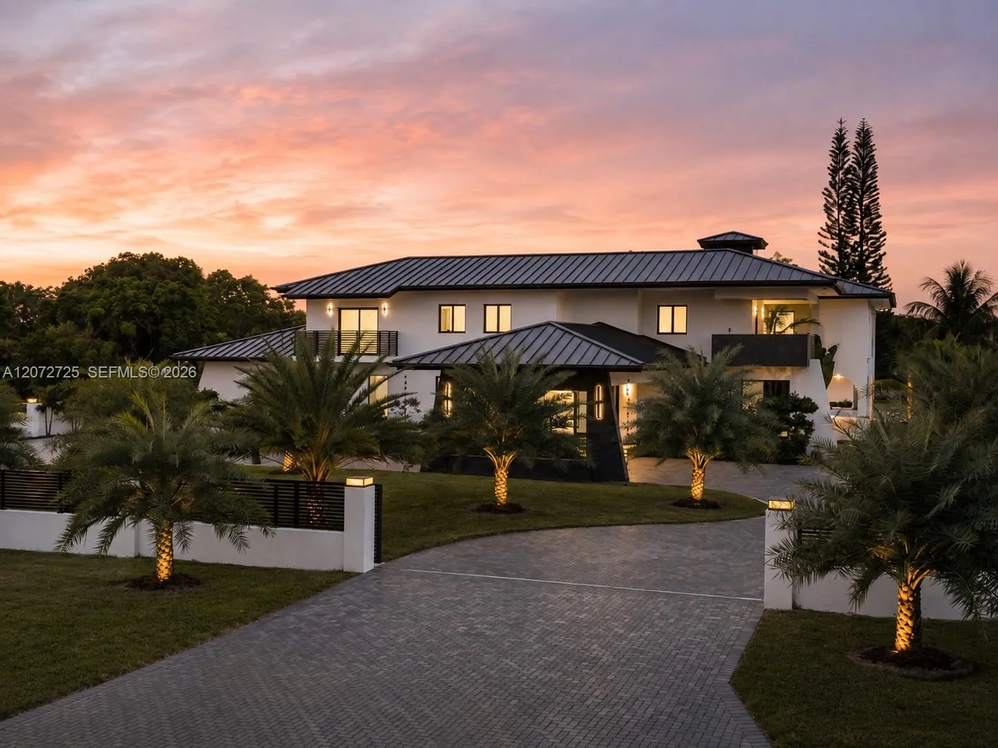 Foto de propiedad en 10201 SW 64th Street, Miami, FL 33173 Miami con MLS# 