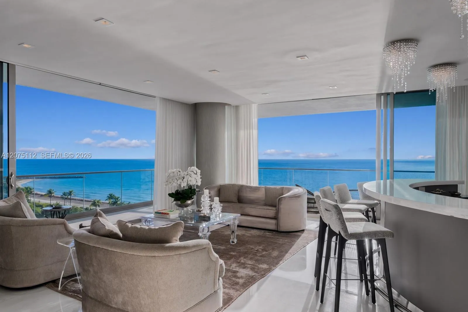 Foto de propiedad en 10203 Collins Avenue 801, Bal Harbour, FL 33154 Bal Harbour con MLS# 