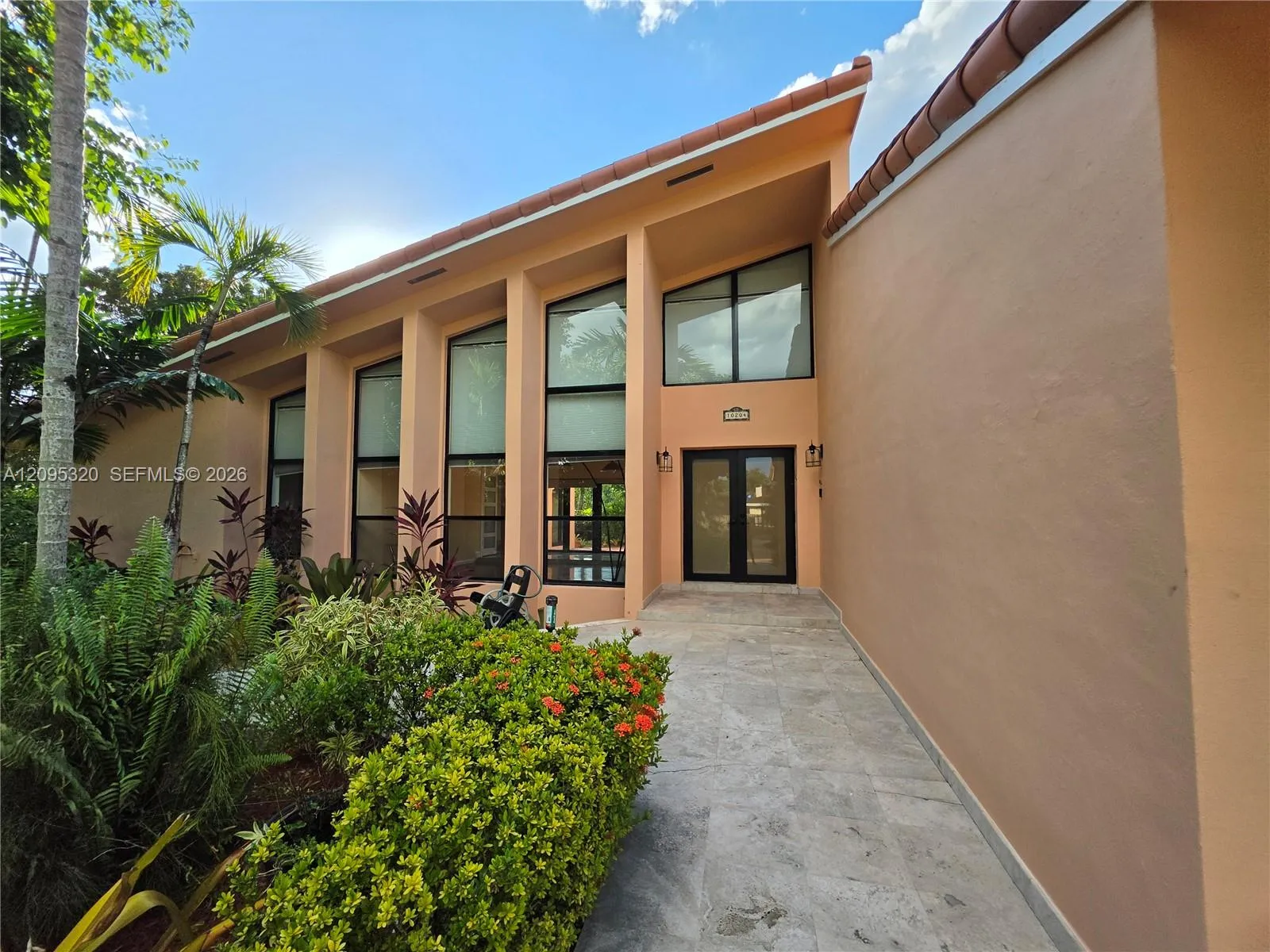 En Venta 10204 SW 96th Court, Miami, FL 33176, Miami, FL 33176
