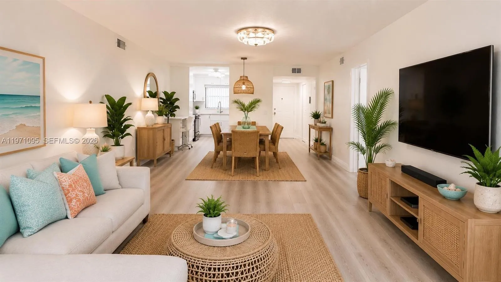 Foto de propiedad en 10207 Sunrise Lakes Boulevard 204, Sunrise, FL 33322 Sunrise con MLS# 