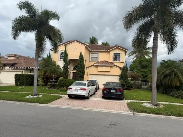 En Venta 1021 NW 185th Avenue, Pembroke Pines, FL 33029, Pembroke Pines, FL 33029