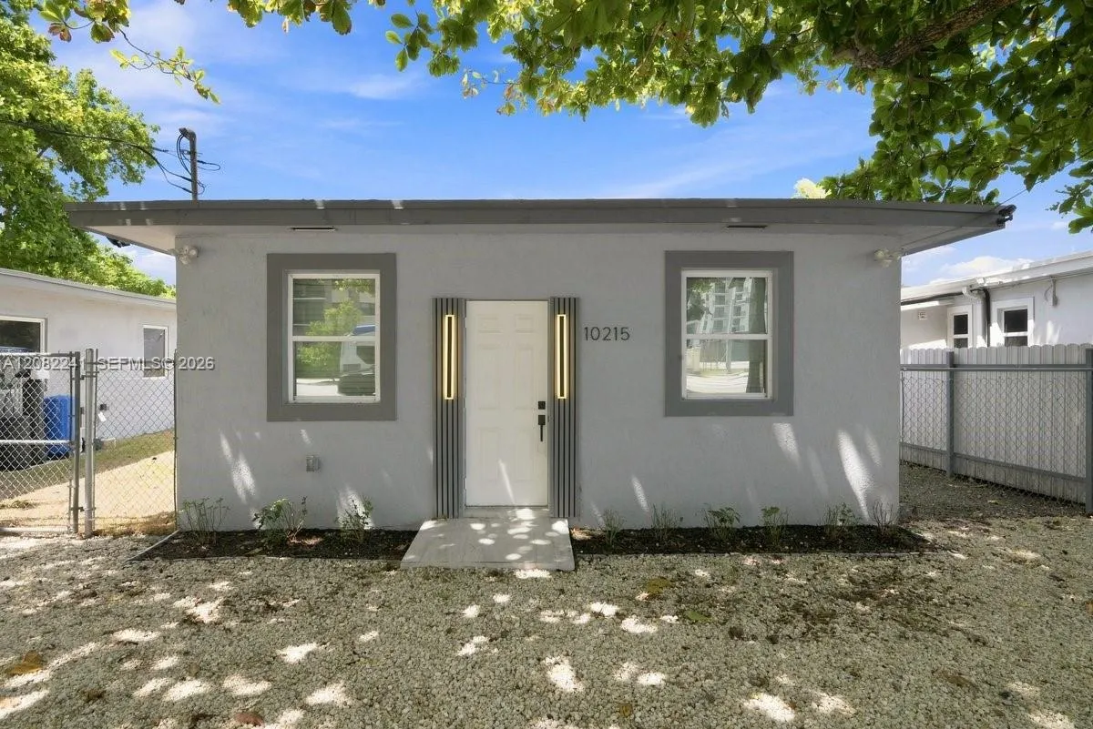 En Venta 10215 SW 184th Street, Cutler Bay, FL 33157, Cutler Bay, FL 33157