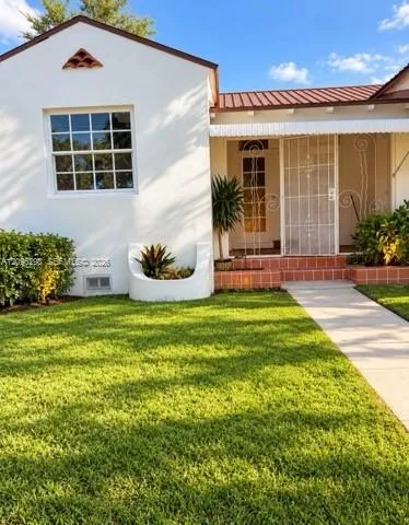 En Renta 1022 SW 12th Street B, Miami, FL 33129, Miami, FL 33129