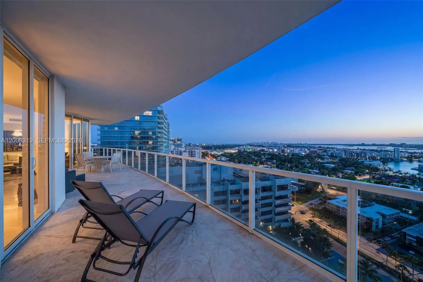 Foto de propiedad en 10225 Collins Avenue 2004, Bal Harbour, FL 33154 Bal Harbour con MLS# 