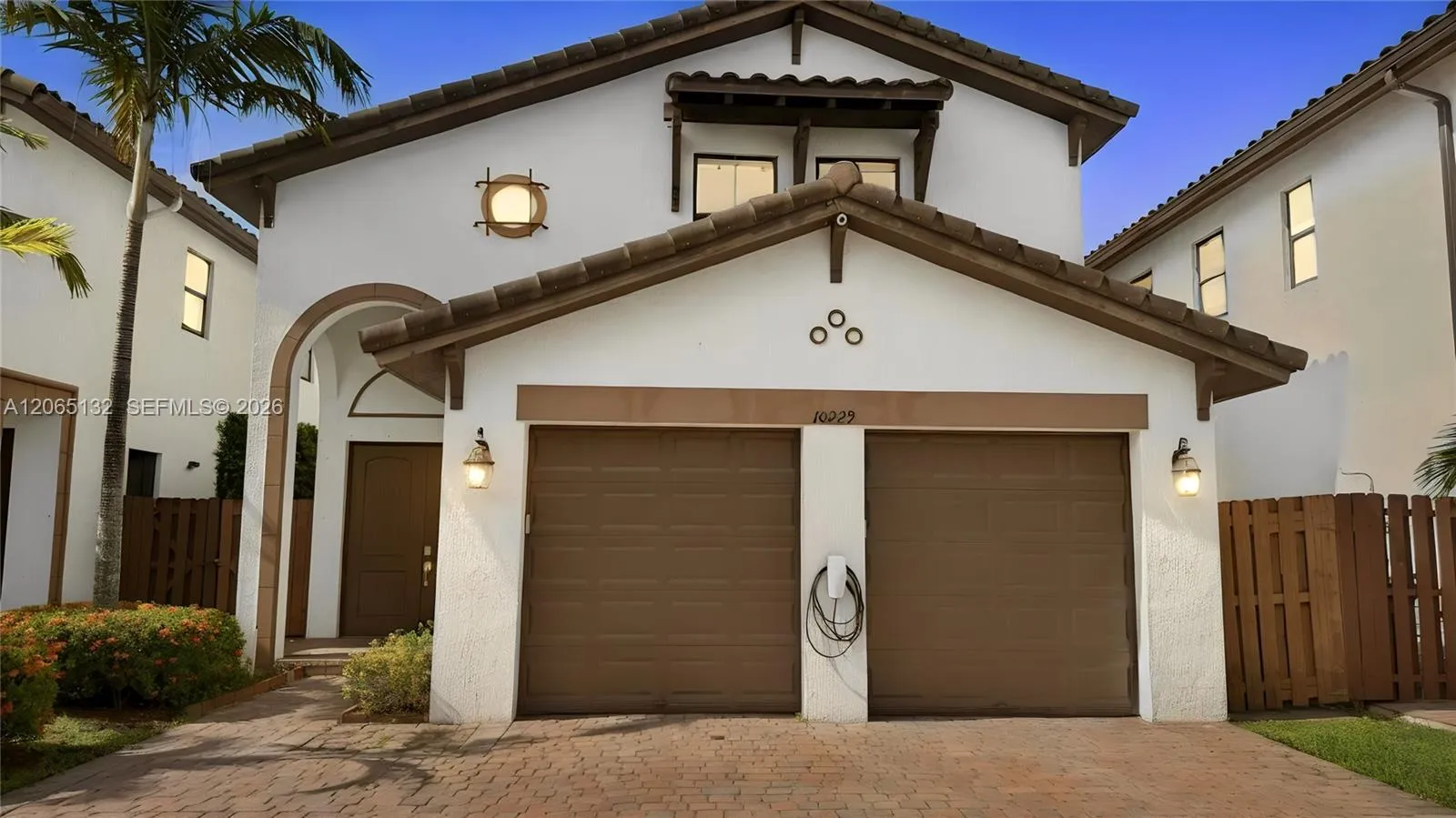 Foto de propiedad en 10229 NW 87th Terrace, Doral, FL 33178 Doral con MLS# 
