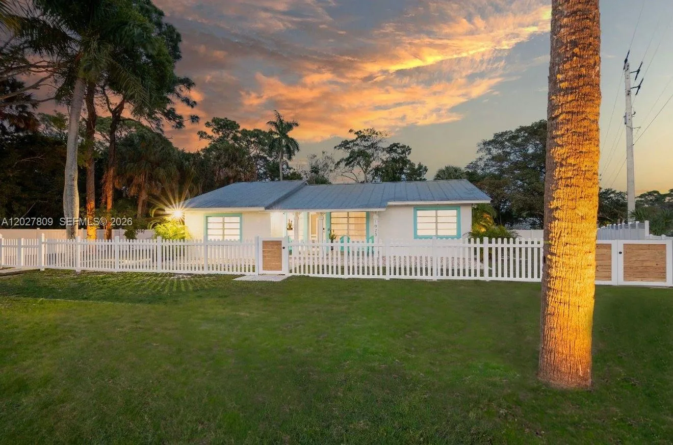 En Venta 1023 SE 7th Street, Stuart, FL 34996, Stuart, FL 34996