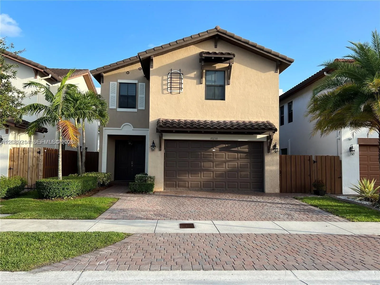En Renta 10230 NW 86th Street, Doral, FL 33178, Doral, FL 33178