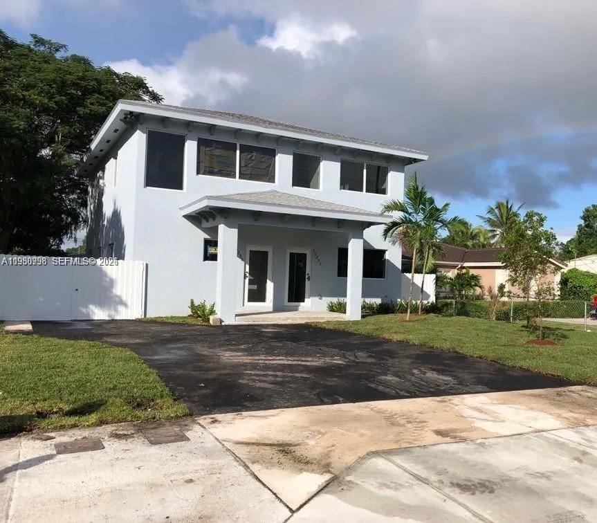 Vendido 10231 SW 176th Street, Miami, FL 33157, Miami, FL 33157